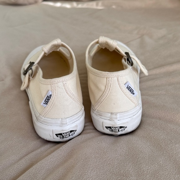 Vans Mary Jane Style 93 Buckle Strap Women’s Shoes Classic cream Canvas Size 6.5 - Picture 8 of 13